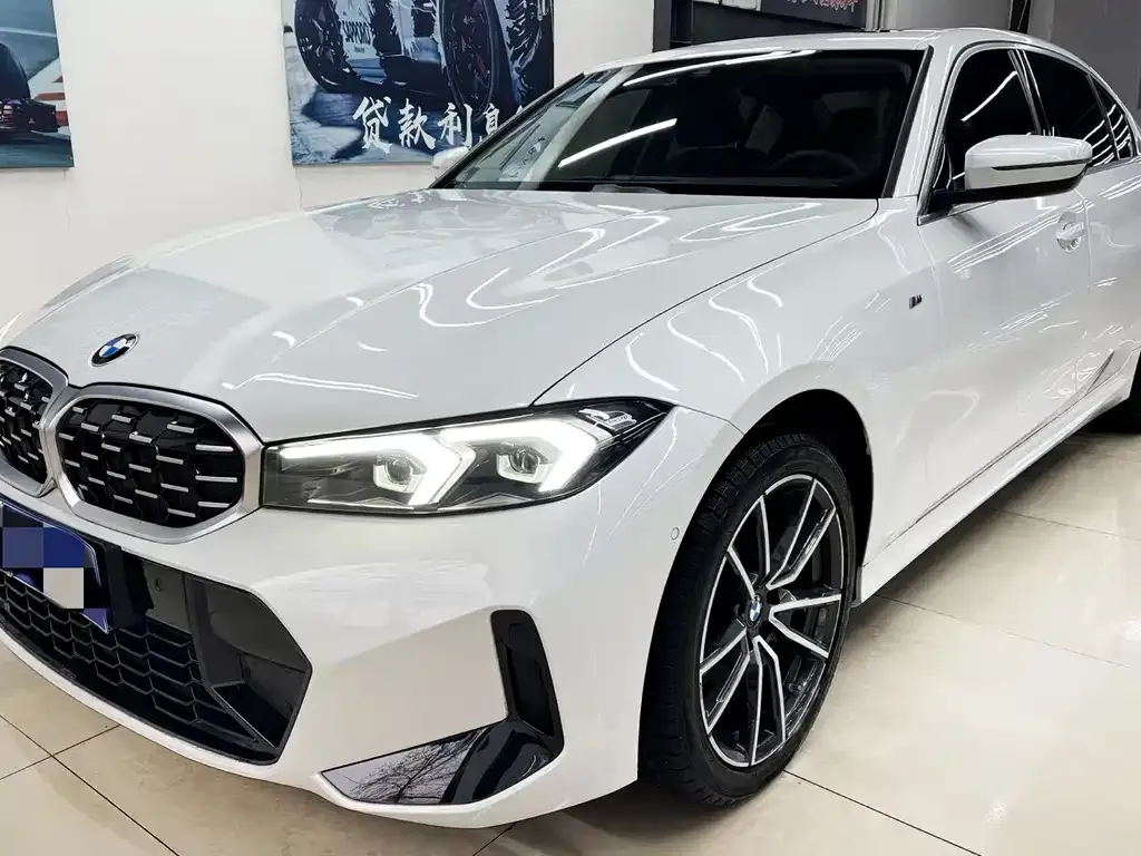 BMW 3 Series 2023 из CN, фото 1