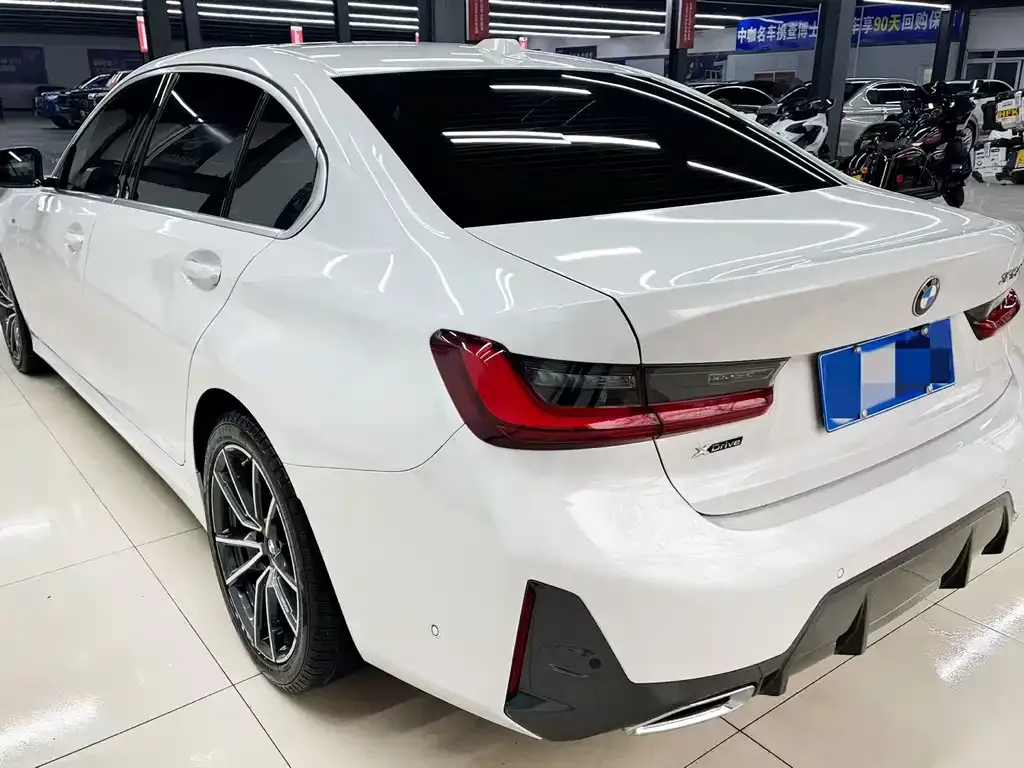 BMW 3 Series 2023 из CN, фото 5