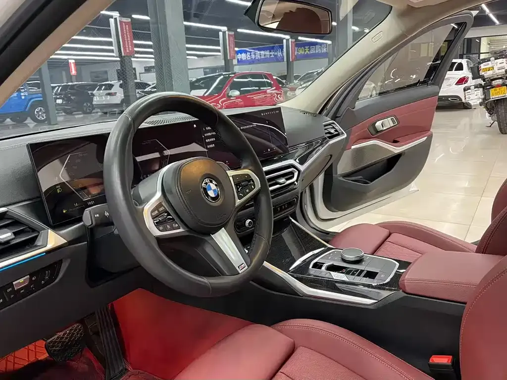 BMW 3 Series 2023 из CN, фото 8