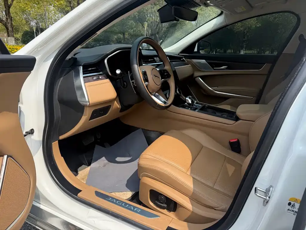 Jaguar XFL 2024 из CN, фото 6