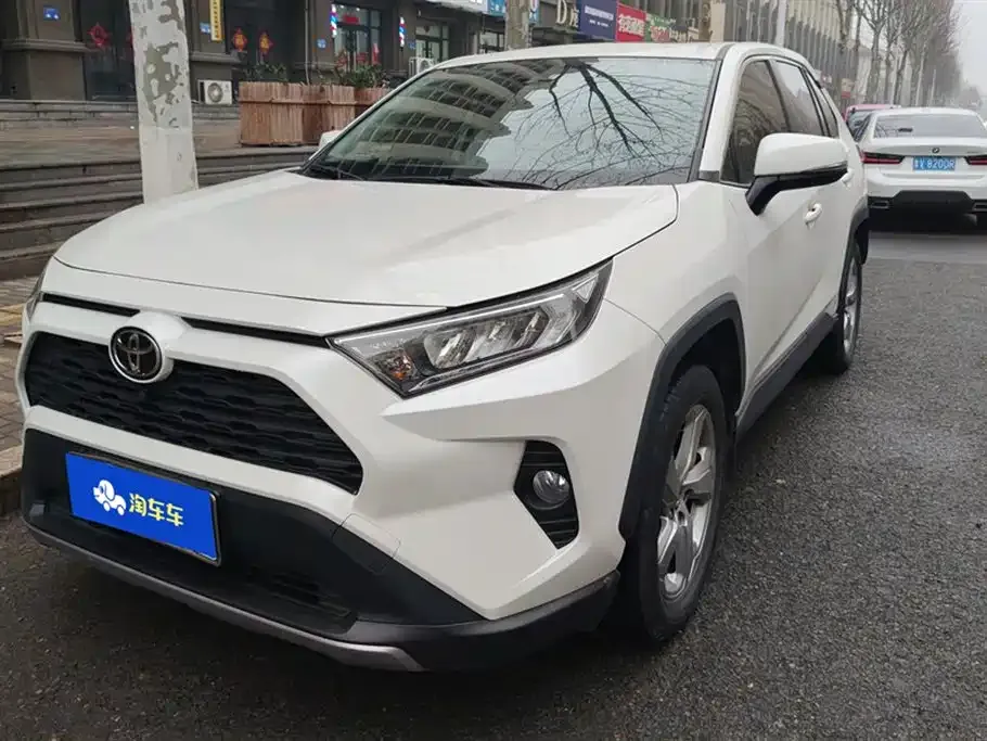 Toyota RAV4 2021 из CN, фото 1
