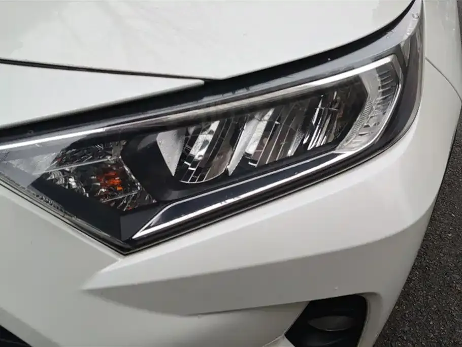 Toyota RAV4 2021 из CN, фото 5