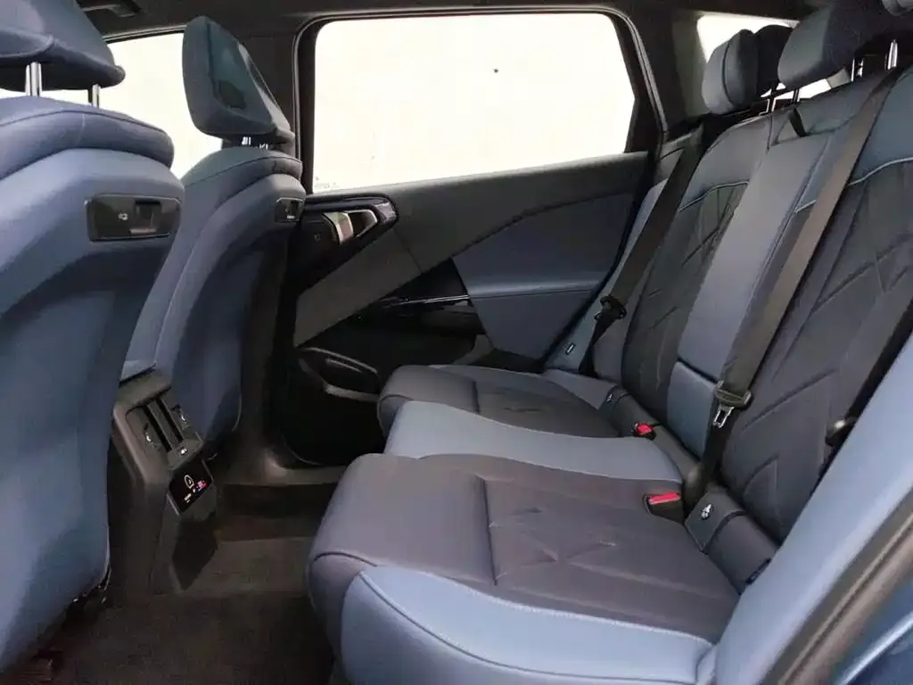 BMW X3 2025 из CN, фото 9