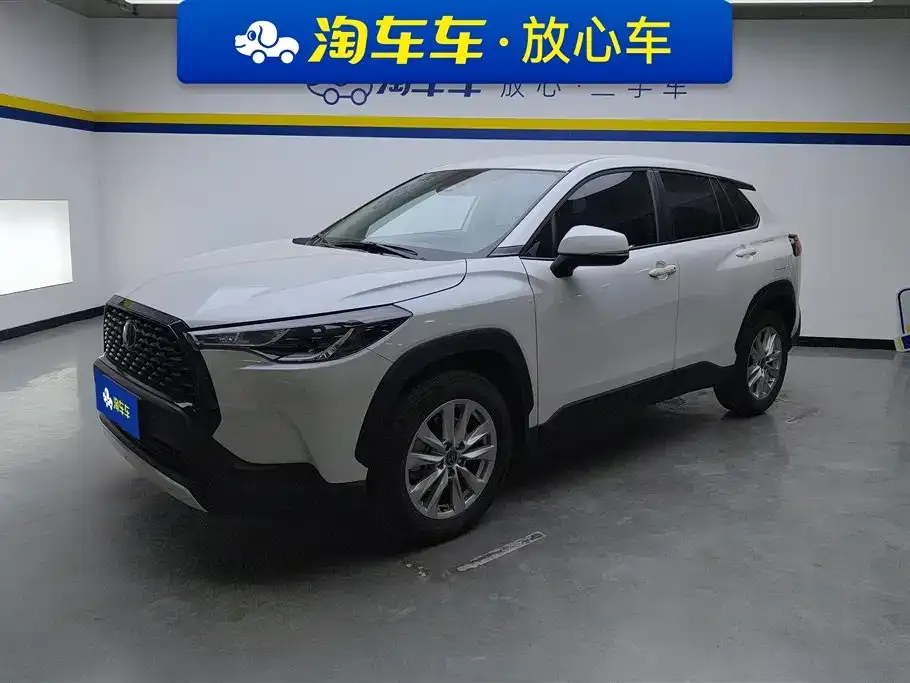 Toyota Corolla Cross 2024 из CN, фото 1