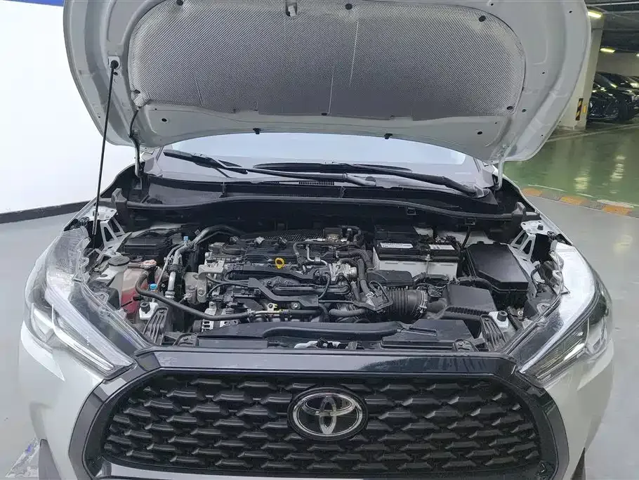 Toyota Corolla Cross 2024 из CN, фото 9