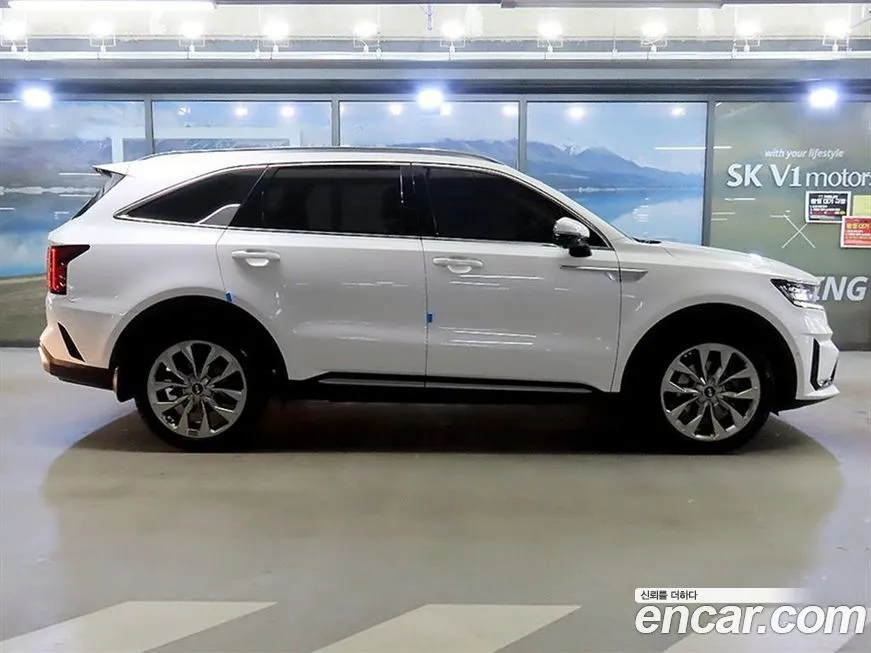 Kia Sorento — фото 8