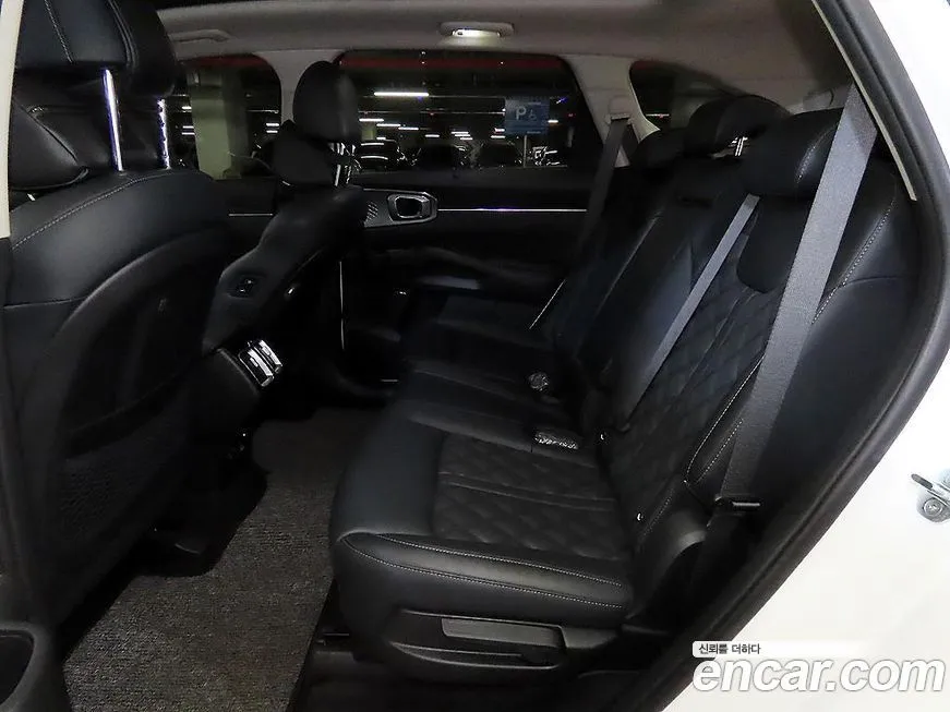 Kia Sorento — фото 4