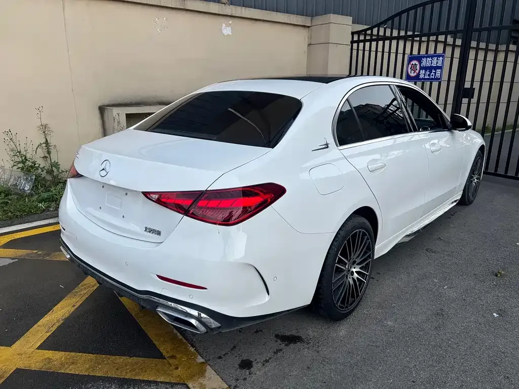 Mercedes-Benz C-Class 2023 из CN, фото 3