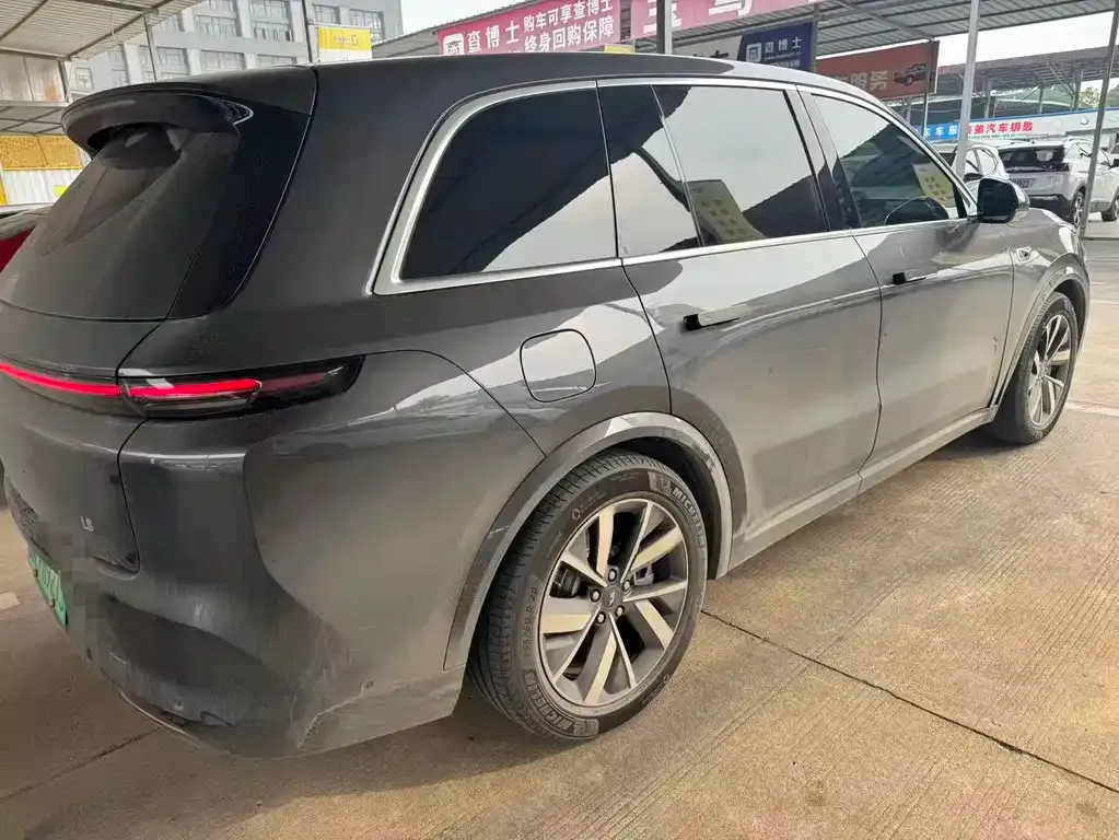 Li Auto L8 2023 из CN, фото 3