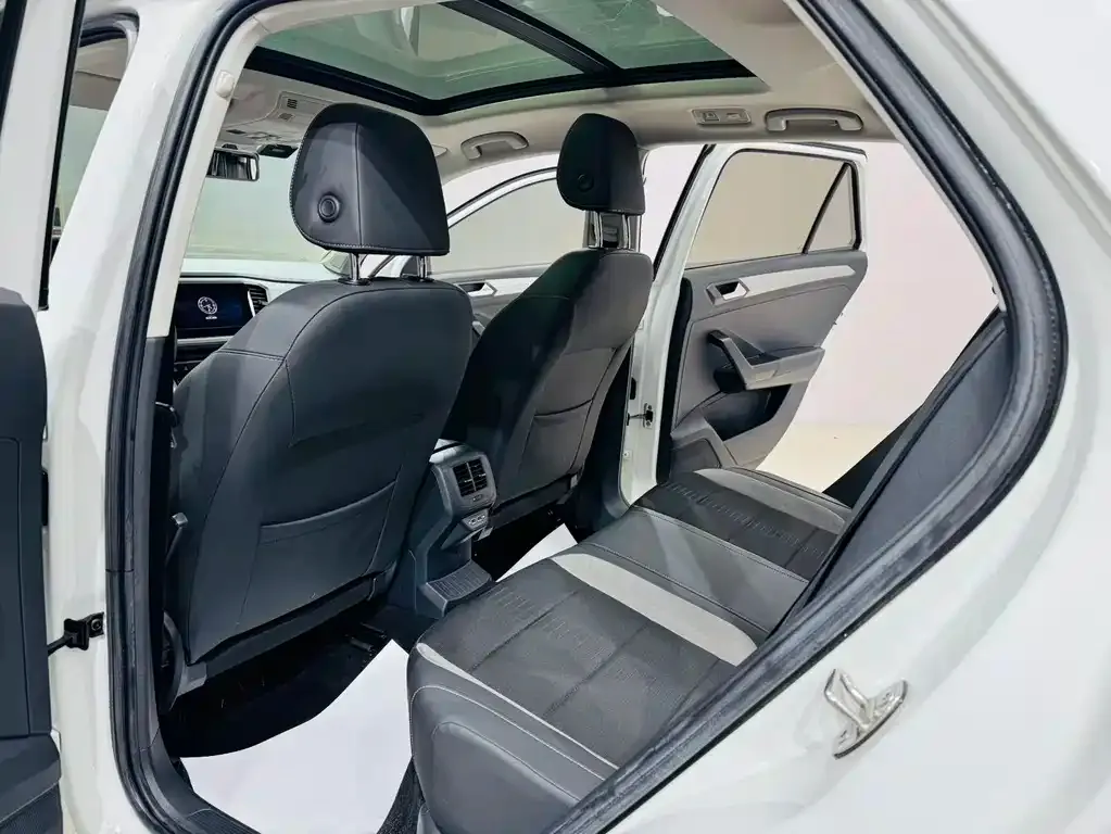 Volkswagen T-Roc 2021 из CN, фото 6