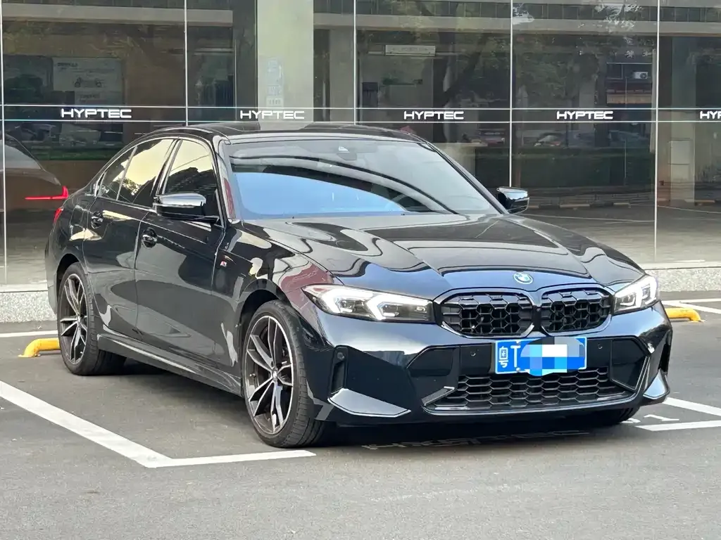BMW 3 Series 2023 из CN, фото 6