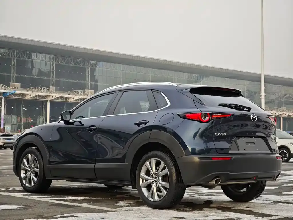 Mazda CX-30 2022 из CN, фото 4