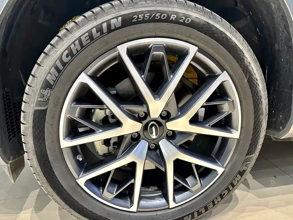 GAC Motor Trumpchi GS8 — фото 10