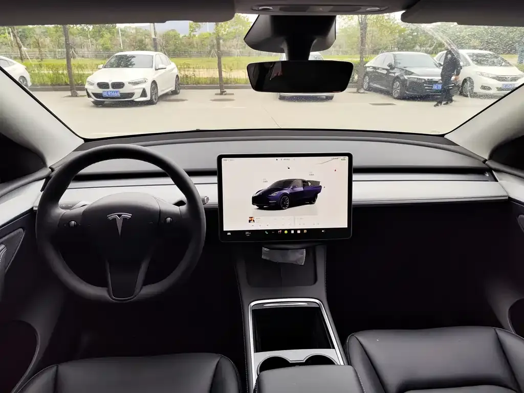 Tesla Model Y 2025 из CN, фото 4