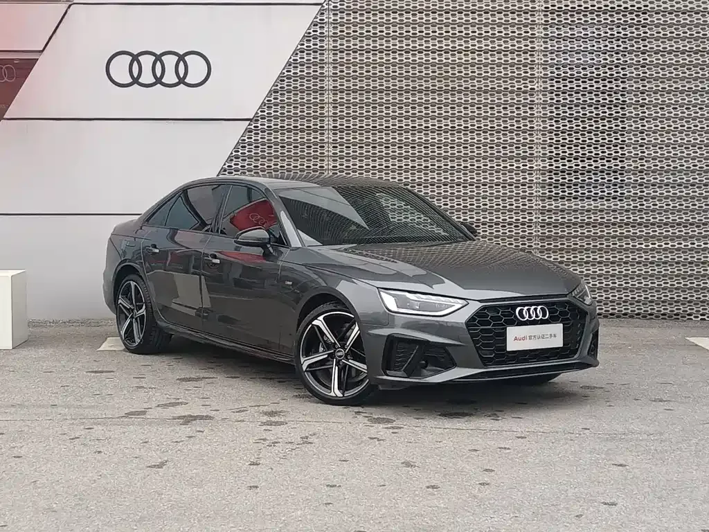 Audi A4L 2024 из CN, фото 1