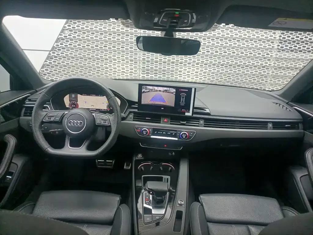 Audi A4L 2024 из CN, фото 3