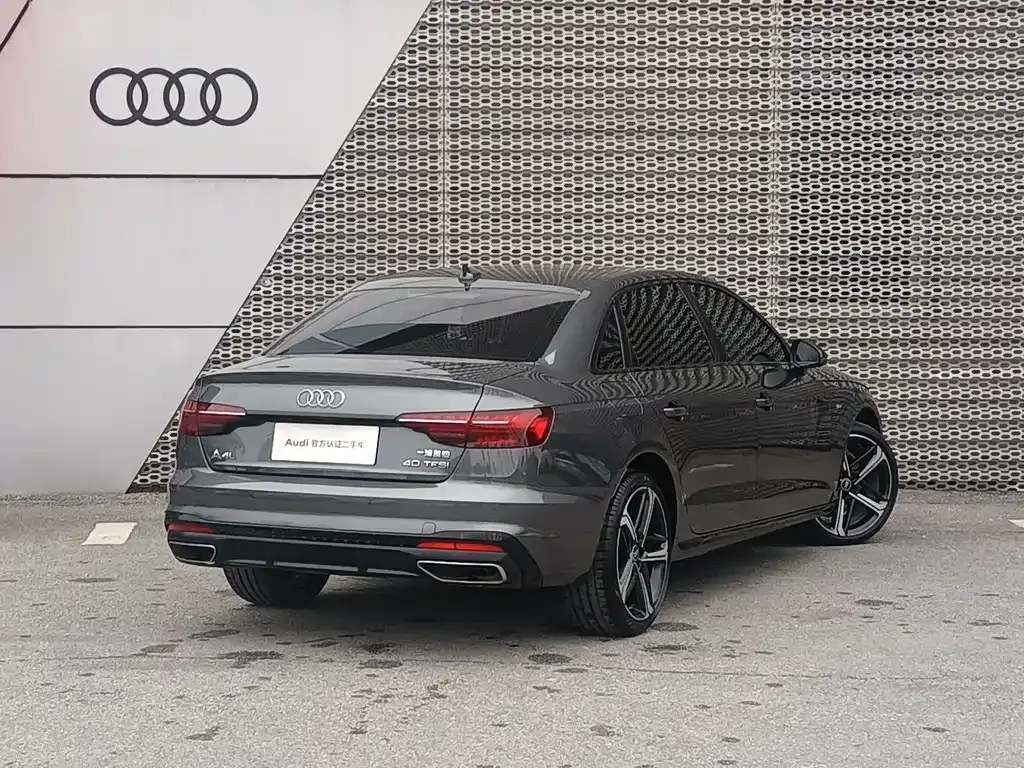 Audi A4L 2024 из CN, фото 9