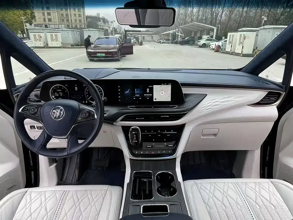 Buick GL8 2021 из CN, фото 10