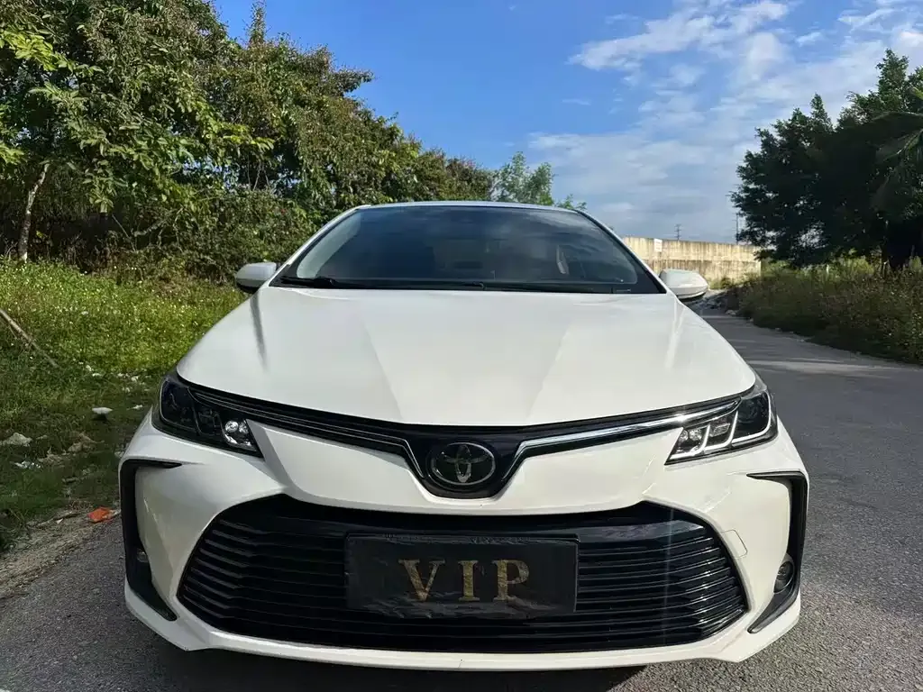 Toyota Corolla 2023 из CN, фото 8
