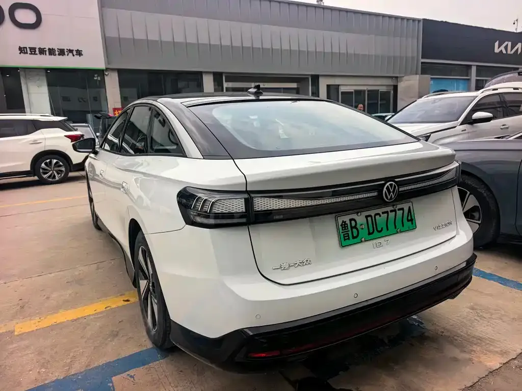 Volkswagen ID.7 VIZZION 2024 из CN, фото 10