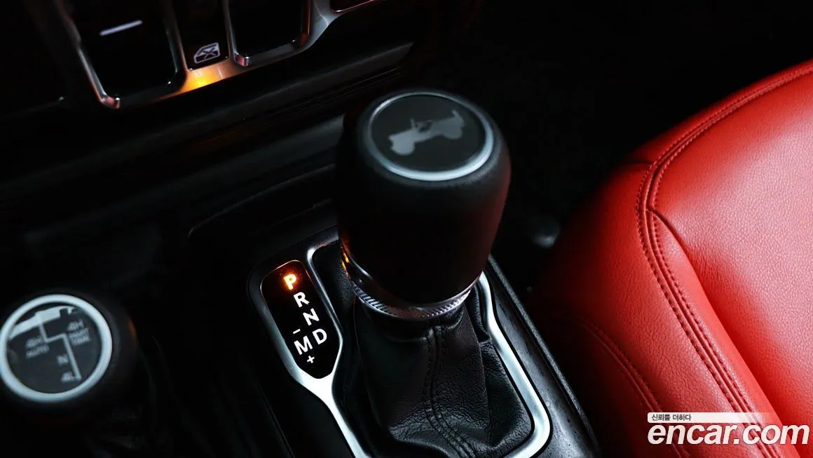 Jeep Wrangler 2021 из KR, фото 3