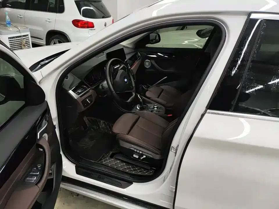 BMW X1 2022 из CN, фото 4