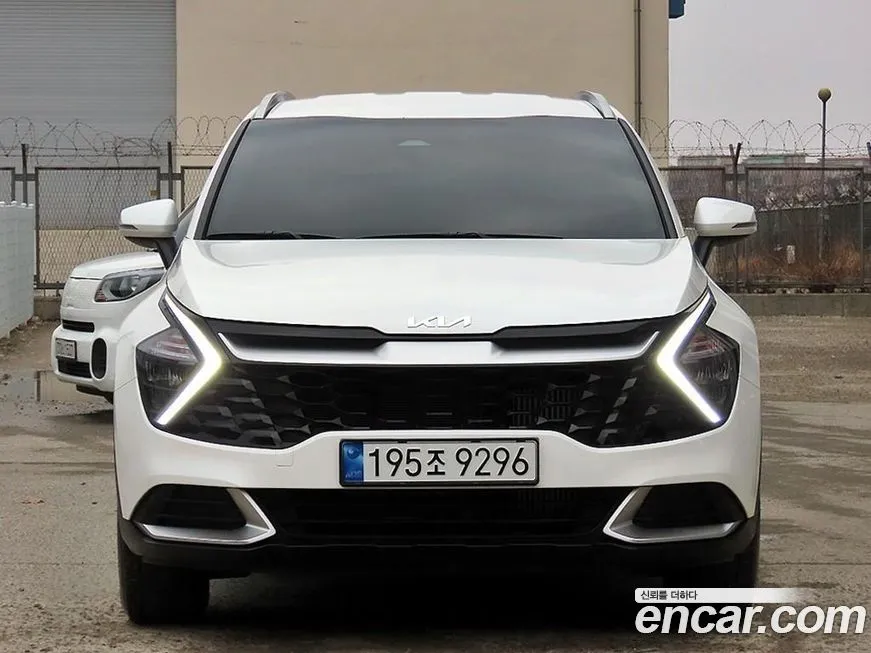 Kia Sportage — фото 1