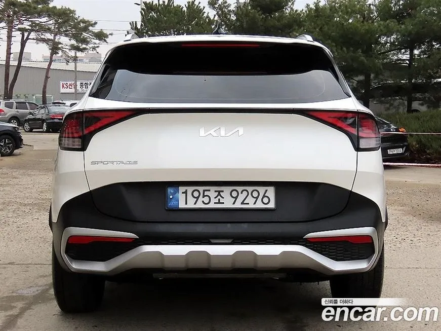 Kia Sportage — фото 9