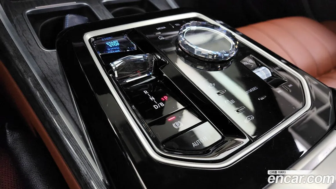 BMW i7 2024 из KR, фото 9