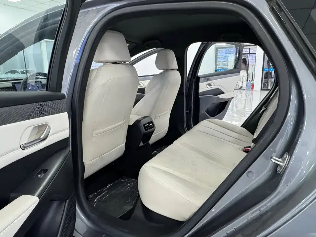 BYD Qin PLUS 2025 из CN, фото 8