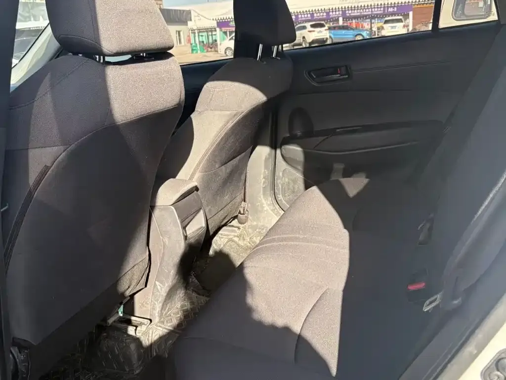 Toyota Corolla Cross 2024 из CN, фото 2