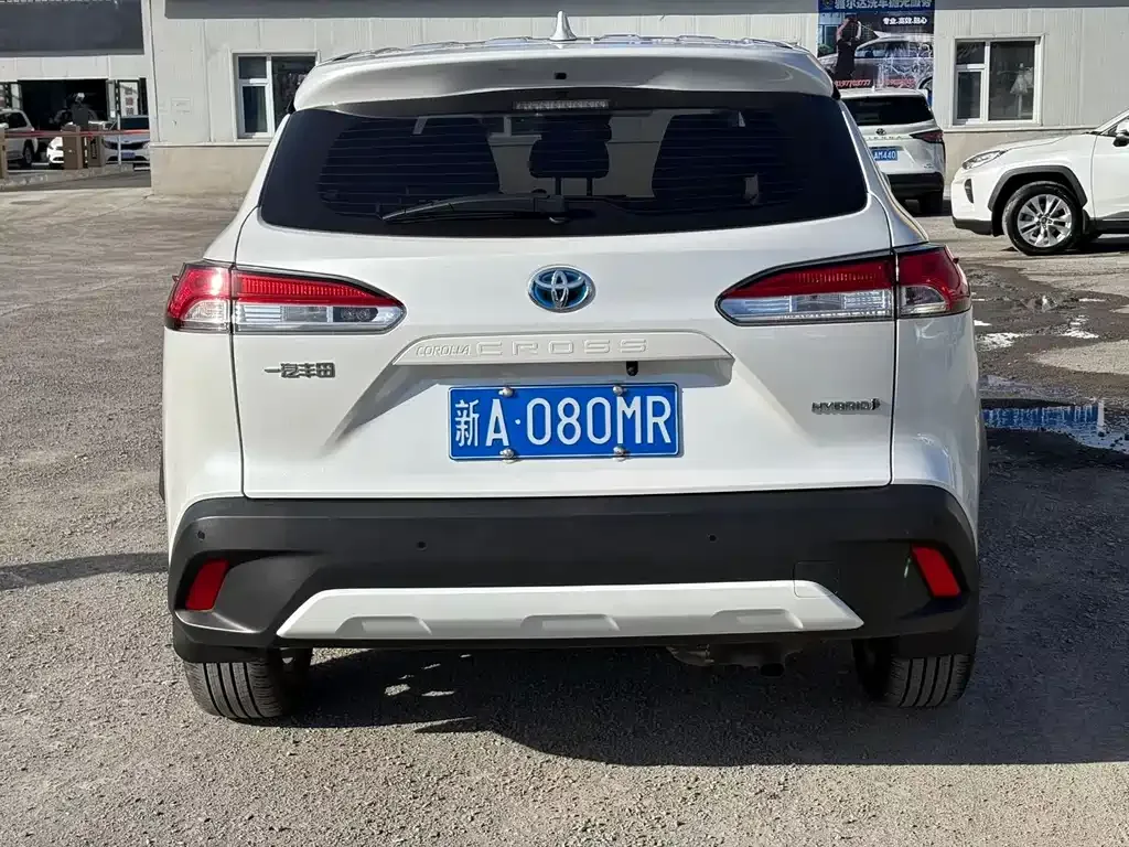 Toyota Corolla Cross 2024 из CN, фото 4