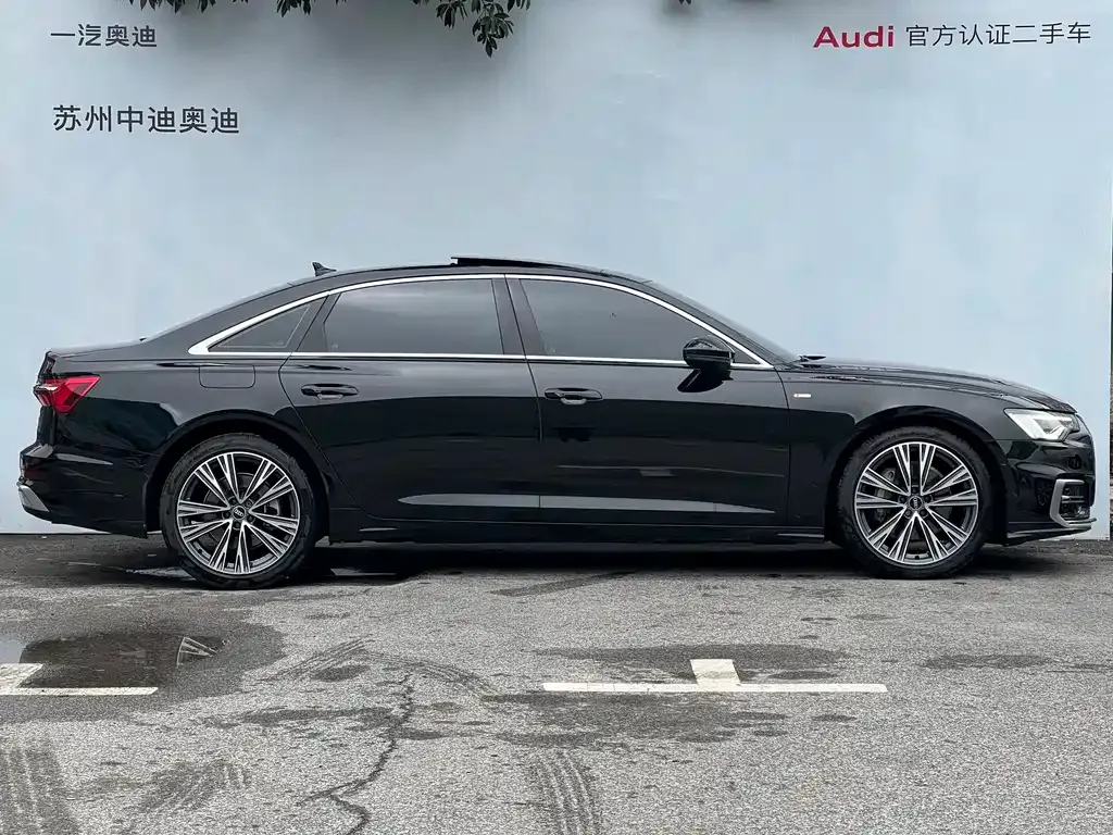 Audi A6L — фото 10