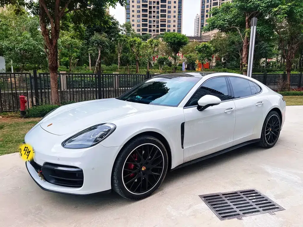 Porsche Panamera — фото 10
