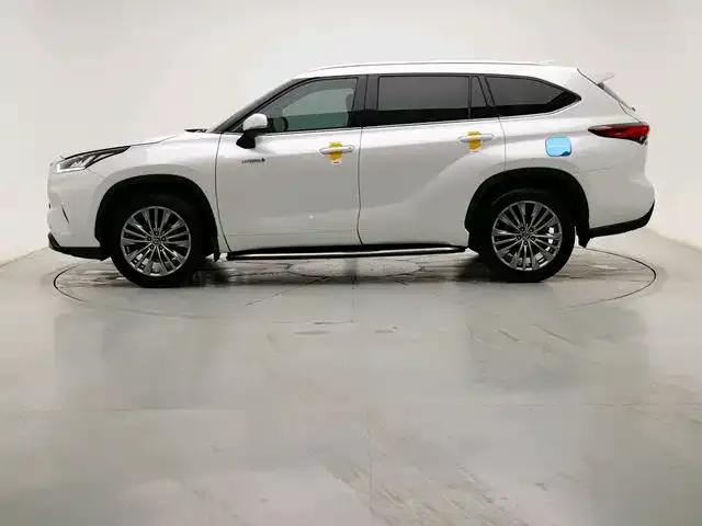 Toyota Highlander 2021 из CN, фото 2