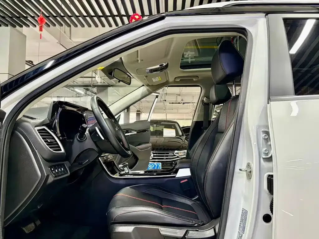 Kia KX3 2022 из CN, фото 5