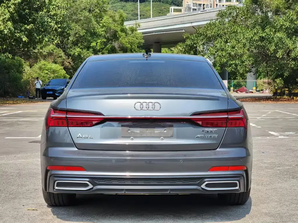 Audi A6L 2021 из CN, фото 5