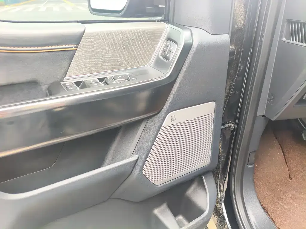 Ford F-150 Raptor 2022 из CN, фото 3