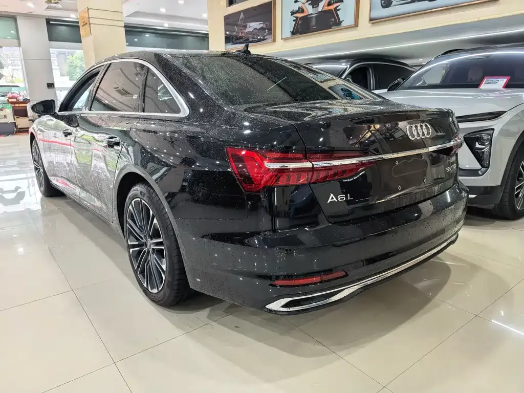 Audi A6L 2024 из CN, фото 8