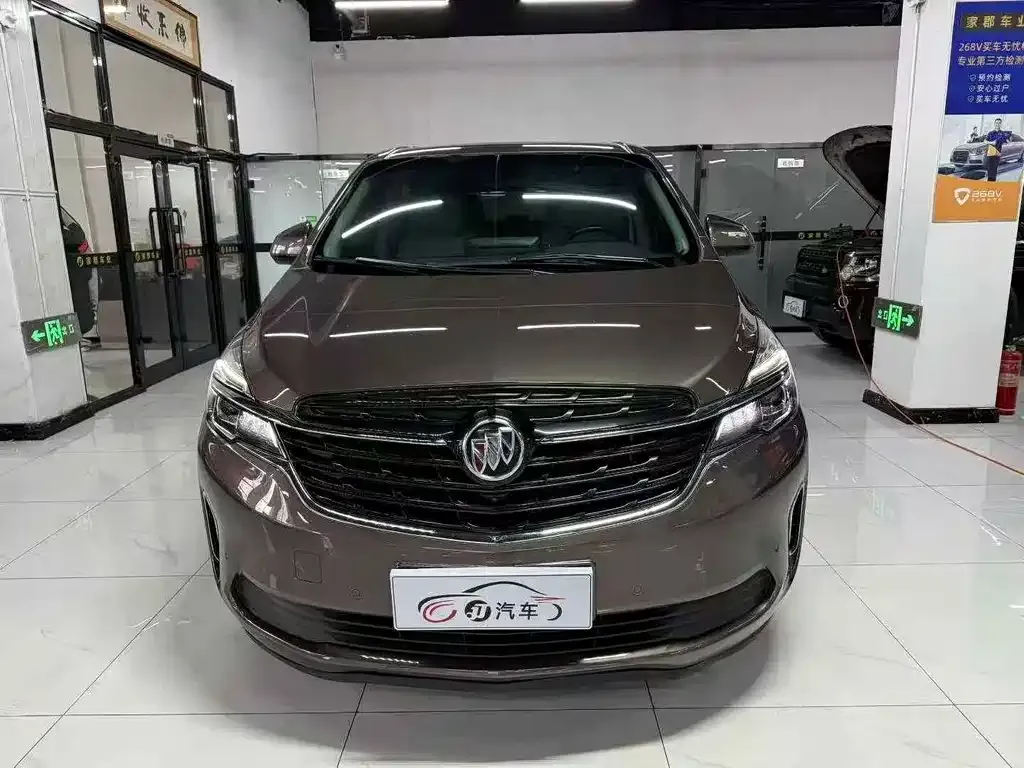 Buick GL8 2021 из CN, фото 6
