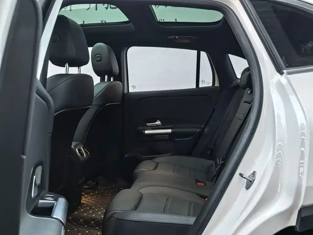 Mercedes-Benz EQA 2023 из CN, фото 9