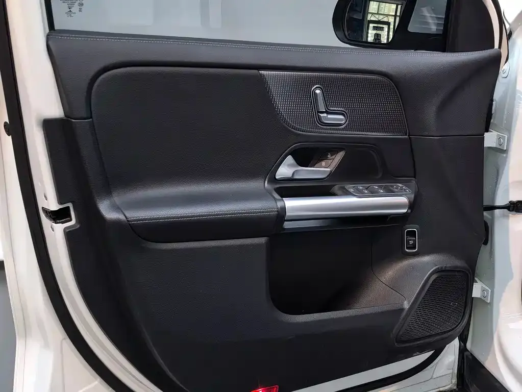 Mercedes-Benz EQA 2023 из CN, фото 10