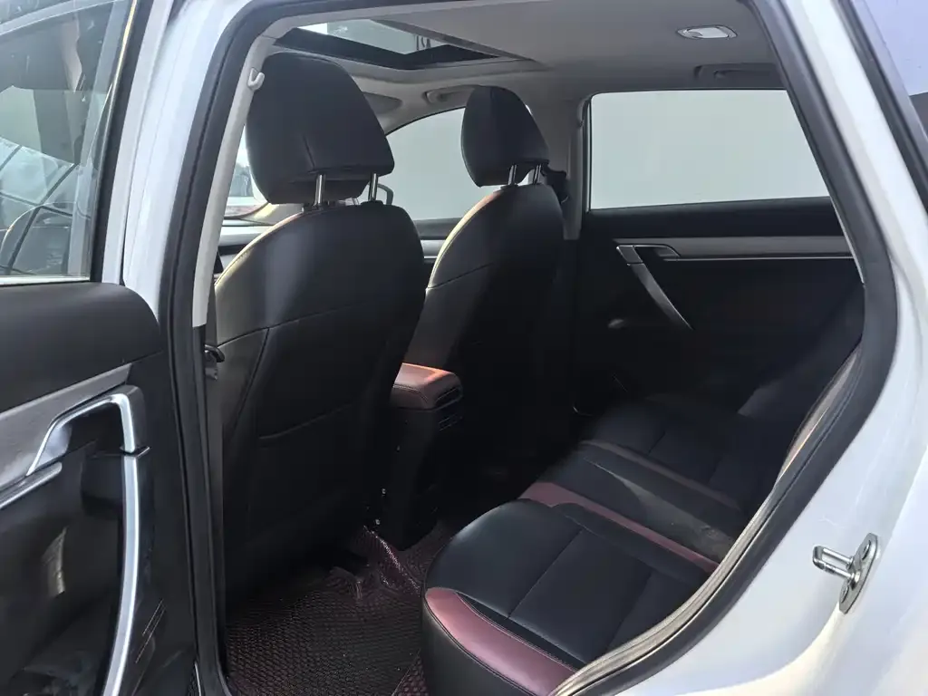 Geely Binyue 2021 из CN, фото 3