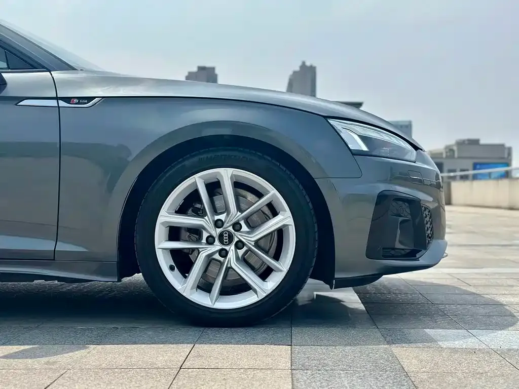Audi A5 (Import) — фото 9