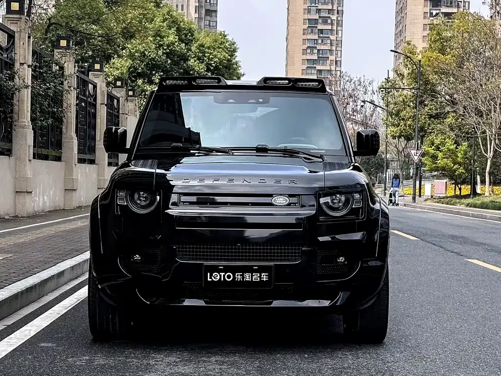 Land Rover Defender — фото 6