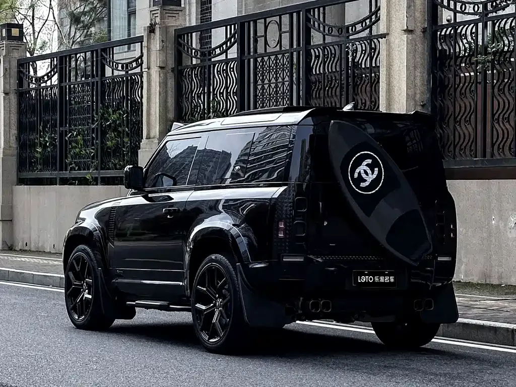 Land Rover Defender — фото 4
