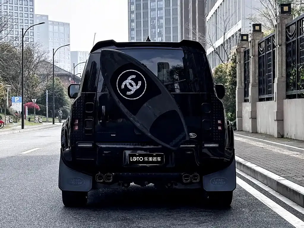 Land Rover Defender — фото 2