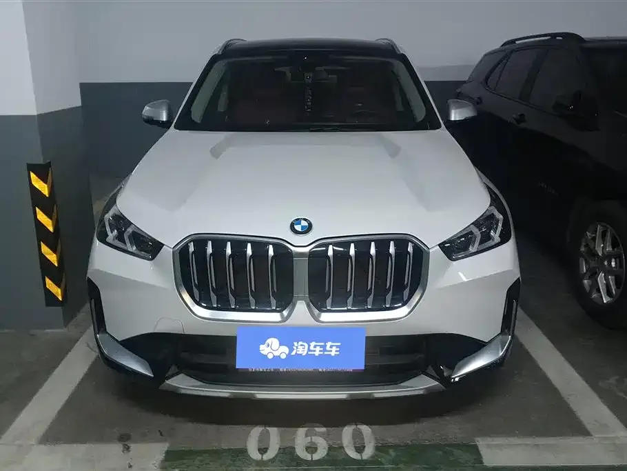 BMW X1 2023 из CN, фото 4