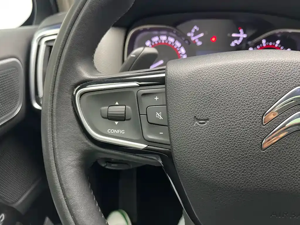 Citroen C6 2022 из CN, фото 8