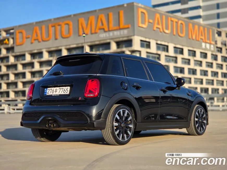 Mini Cooper 2023 из KR, фото 8